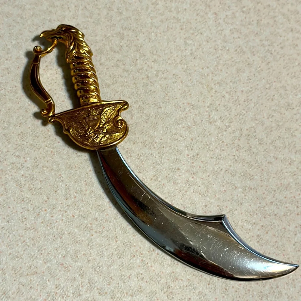 Coro gold tone and silver tone sword broach (541)